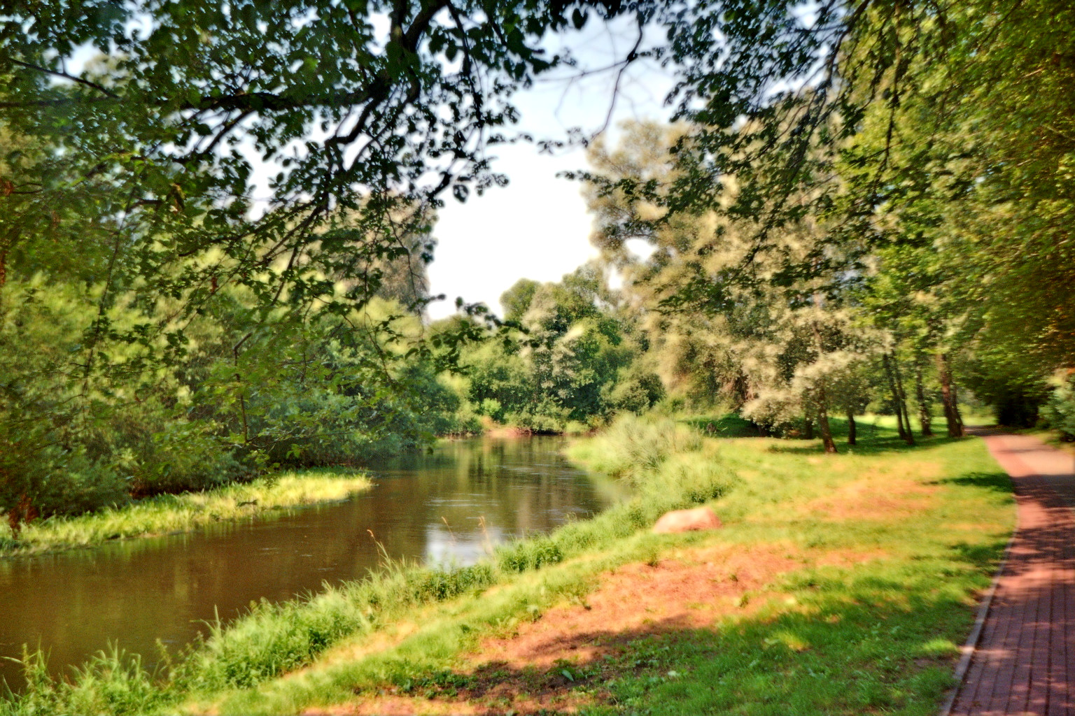 ../Images/Image001_24 (8).jpg